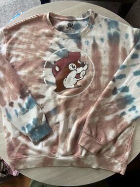 BUC-EE’S Tie-Dye Logo Crewneck Sweatshirt Pink Brown Blue Cream Novelty size L